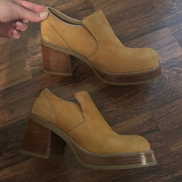 Vintage Candies platform tan clogs - Picture 4 of 6